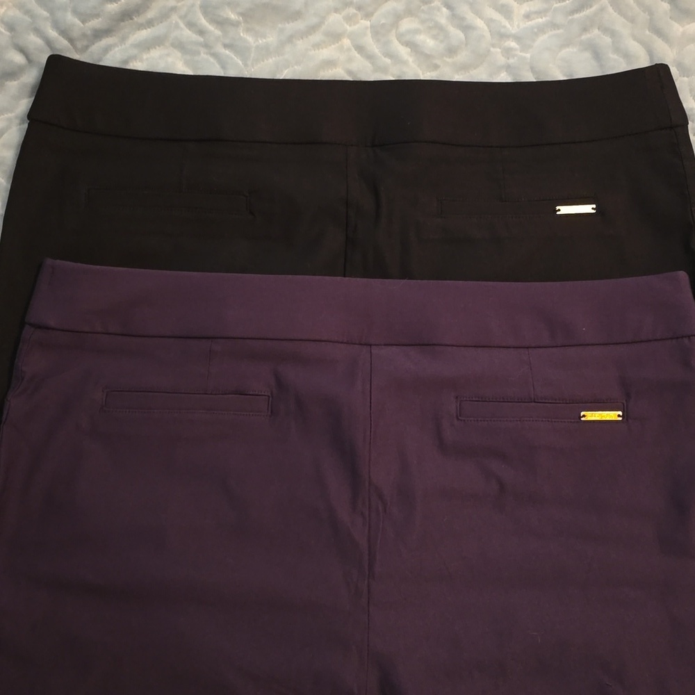 2 Pair Of Ellen Tracy Black and Navy Bermuda Shorts Size XL*see note below
